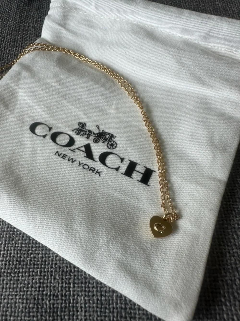 New Coach Heart Shaped Pendant Necklace - Picture 4 of 5